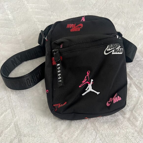 Jordan Airborne Mini Festival bag - Picture 1 of 5